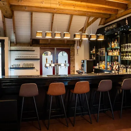 Bed & Breakfast De Raayhof Doornenburg