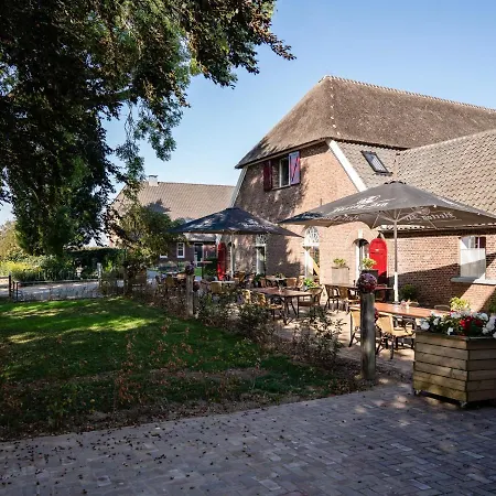 Bed & Breakfast De Raayhof 3*