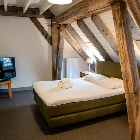 Frühstückspension De Raayhof 3*