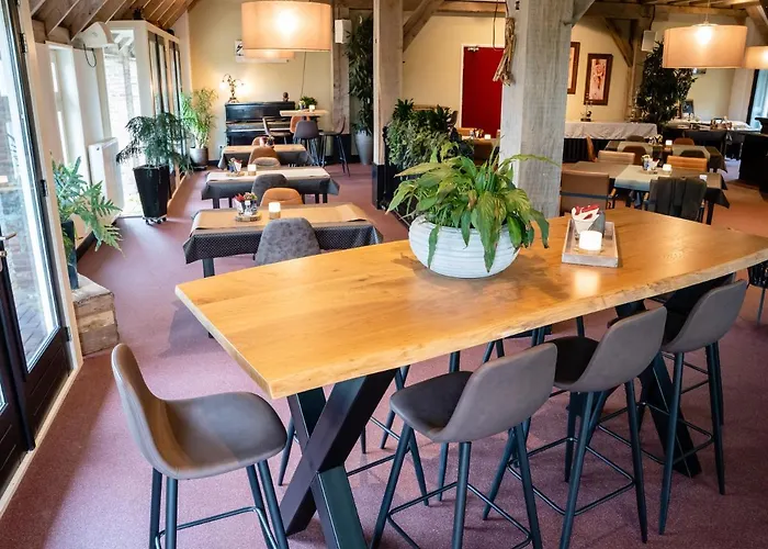 Bed & Breakfast De Raayhof 3*