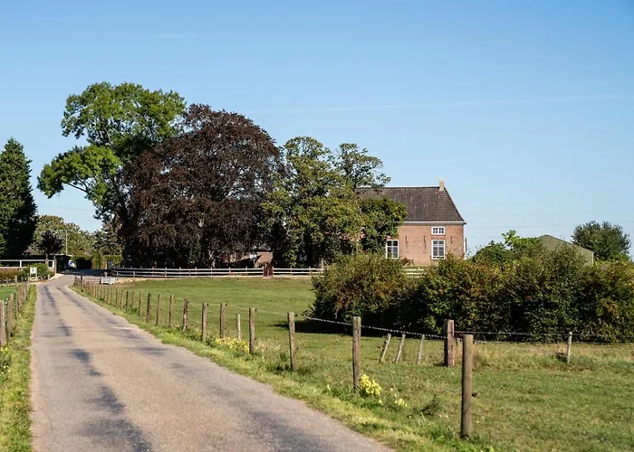 De Raayhof Bed & Breakfast 3*